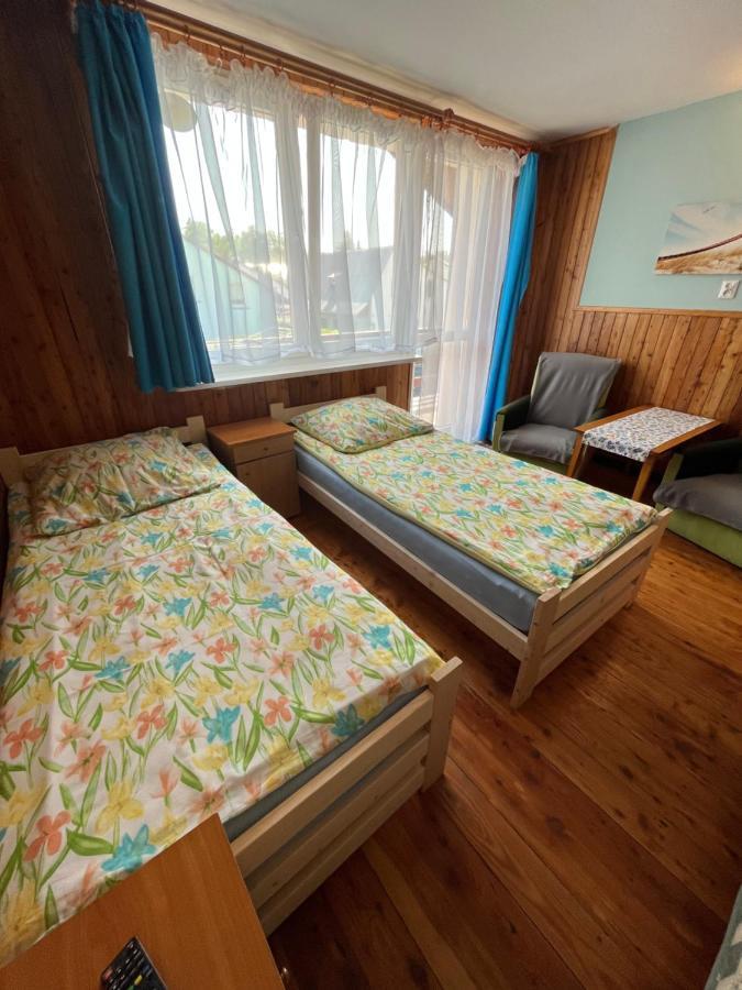 Villa A&R Brzozowa 5 à Rowy  Extérieur photo